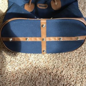 h and m travel bag